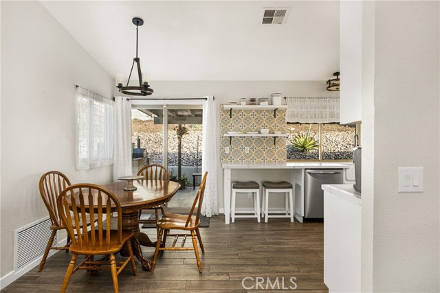 Detail Gallery Image 7 of 37 For 1116 W Craig, Rialto,  CA 92377 - 4 Beds | 2 Baths