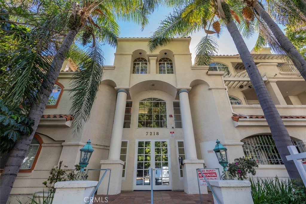 7218 Hillside Avenue #202