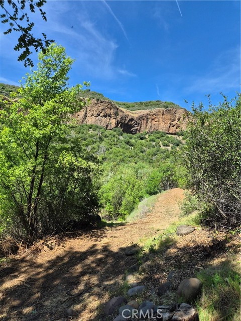 Detail Gallery Image 5 of 15 For 12065 Merlin Ln, Chico,  CA 95928 - – Beds | – Baths