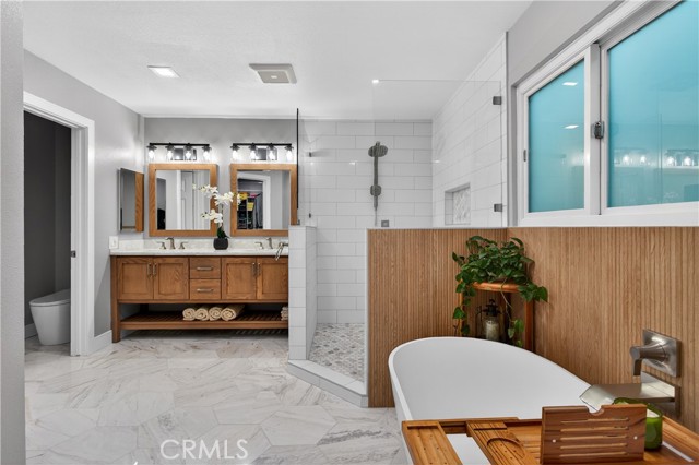 Image 18 of 33 For 731 Ridgeview