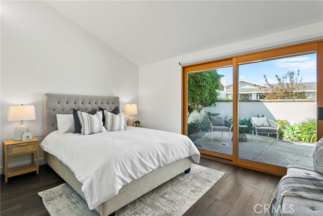 Detail Gallery Image 20 of 33 For 11 Skysail Dr, Corona Del Mar,  CA 92625 - 2 Beds | 2/1 Baths