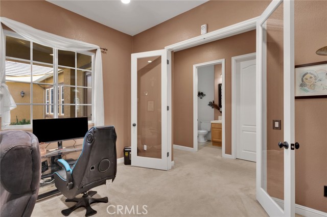 Detail Gallery Image 32 of 75 For 12916 Hyperion Ln, Apple Valley,  CA 92308 - 5 Beds | 3/1 Baths