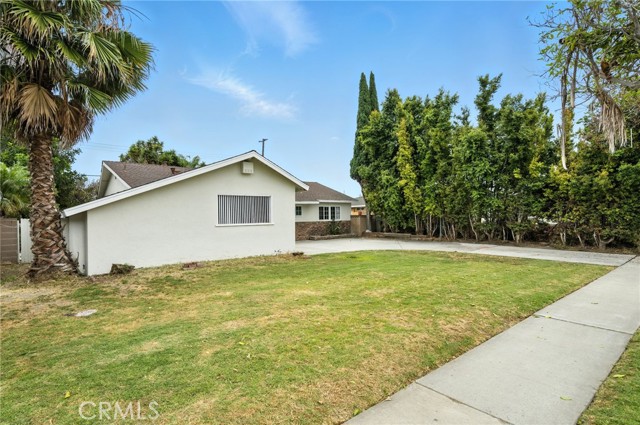 14192 Hope Street, Garden Grove CA: https://media.crmls.org/medias/e507bbe1-a32d-436e-9dd7-c8fd703353c3.jpg