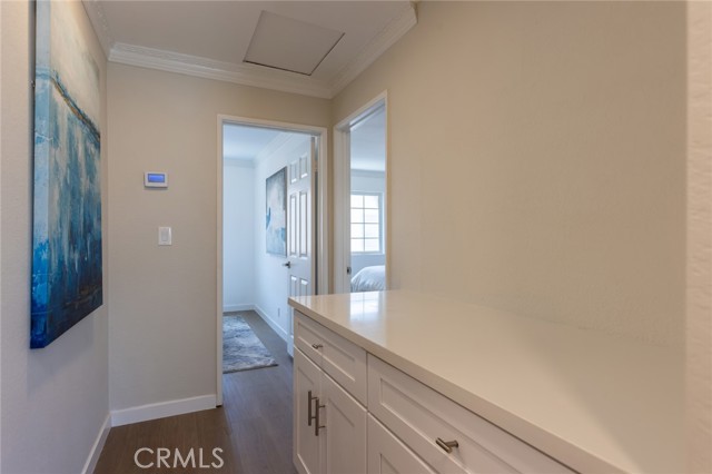 Detail Gallery Image 22 of 33 For 2349 Mira Vista Ave #C,  Montrose,  CA 91020 - 2 Beds | 2/1 Baths
