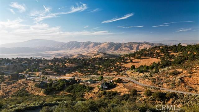 18000 Matterhorn Court, Tehachapi, California 93561, ,Land,For Sale,18000 Matterhorn Court,CRND23205033