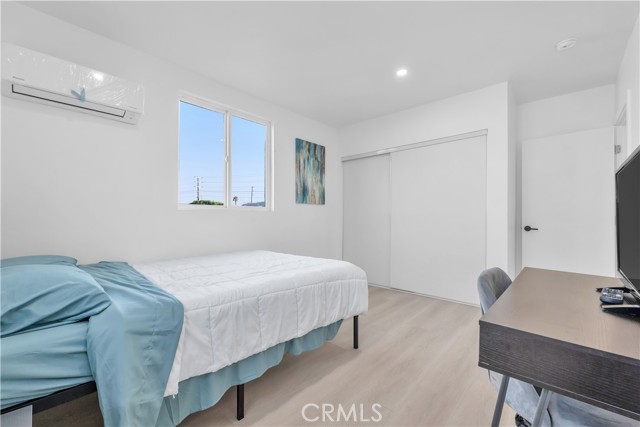 Detail Gallery Image 27 of 36 For 3115 Arvia St 1b,  Los Angeles,  CA 90065 - 5 Beds | 2 Baths