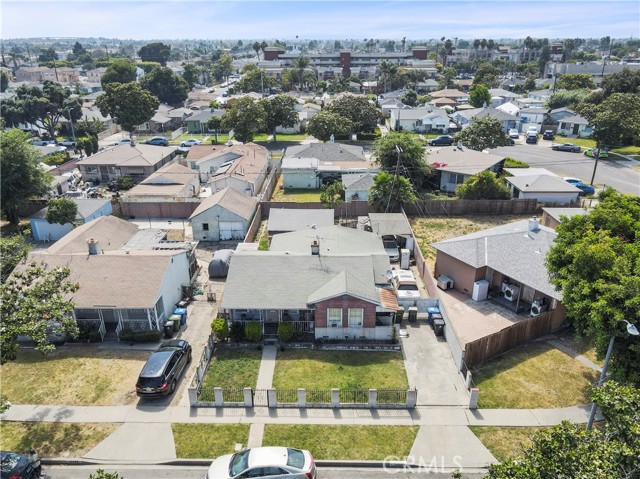 Detail Gallery Image 5 of 17 For 10443 E Zamora Ave, Los Angeles,  CA 90002 - 3 Beds | 1 Baths