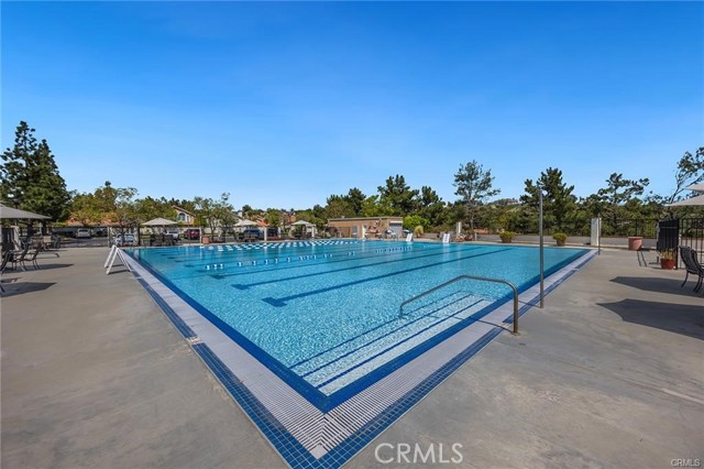 5410 Avenida El Cid, Yorba Linda CA: https://media.crmls.org/medias/e509d4d6-9e45-443b-84cd-26b940e1d35a.jpg