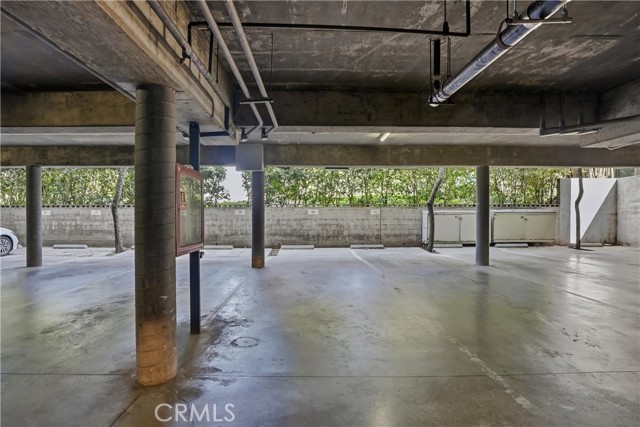 Detail Gallery Image 16 of 27 For 576 N Bellflower #310,  Long Beach,  CA 90814 - 2 Beds | 2 Baths