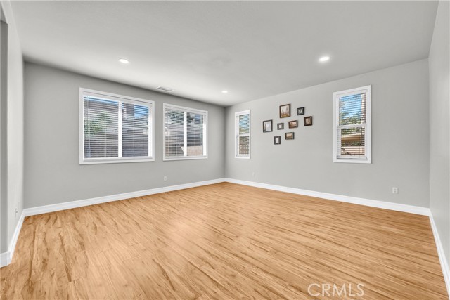 Detail Gallery Image 18 of 38 For 14297 Goose St, Corona,  CA 92880 - 6 Beds | 4 Baths