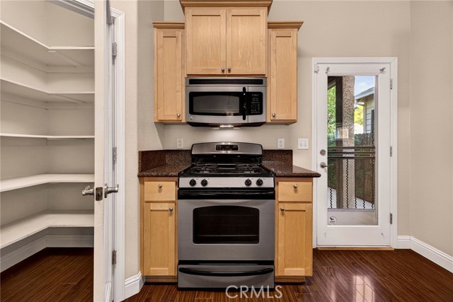 Detail Gallery Image 11 of 53 For 13 Venetian Ct, Chico,  CA 95973 - 3 Beds | 2 Baths