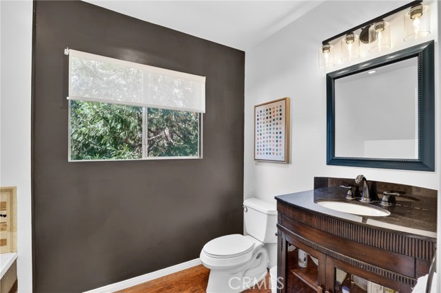 Detail Gallery Image 21 of 40 For 104 Highway 173, Lake Arrowhead,  CA 92352 - 3 Beds | 3 Baths