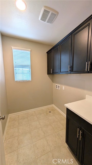 3228 Edgewood Road, West Covina CA: https://media.crmls.org/medias/e50d6898-be9e-40ac-85d8-ceea46b2ca79.jpg