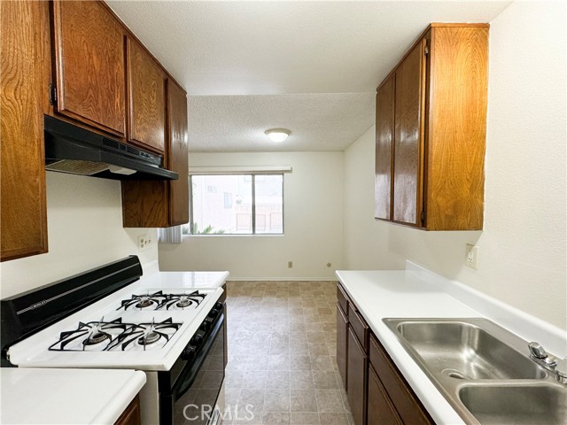 Detail Gallery Image 8 of 13 For 1637 W 227th St #3,  Torrance,  CA 90501 - 1 Beds | 1 Baths