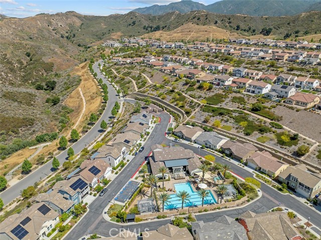 Detail Gallery Image 41 of 47 For 25124 Limetree Ln, Canyon Country,  CA 91387 - 2 Beds | 2/1 Baths