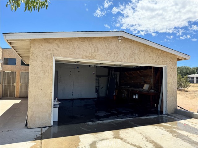 16209 Juniper Street, Hesperia CA: https://media.crmls.org/medias/e50f6239-c0cb-4d9a-a8ad-f45403d87dc6.jpg