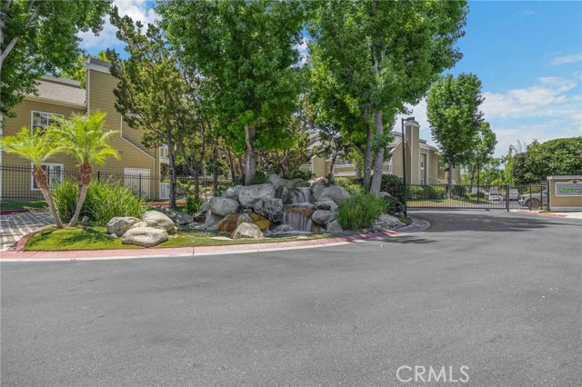 Detail Gallery Image 3 of 38 For 3660 S Bear #C #28,  Santa Ana,  CA 92704 - 2 Beds | 2 Baths