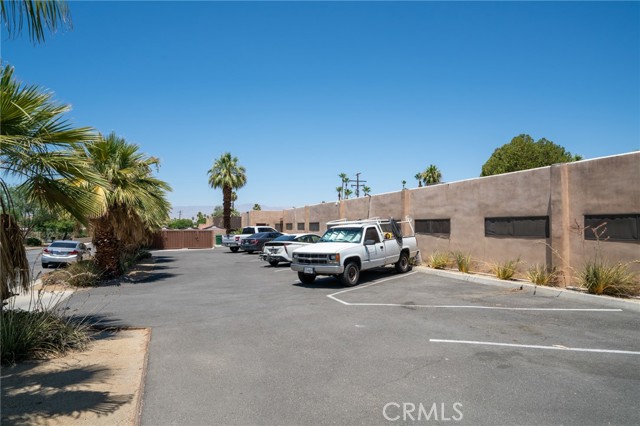 Detail Gallery Image 12 of 18 For 73600 San Gorgonio Way, Palm Desert,  CA 92260 - – Beds | – Baths