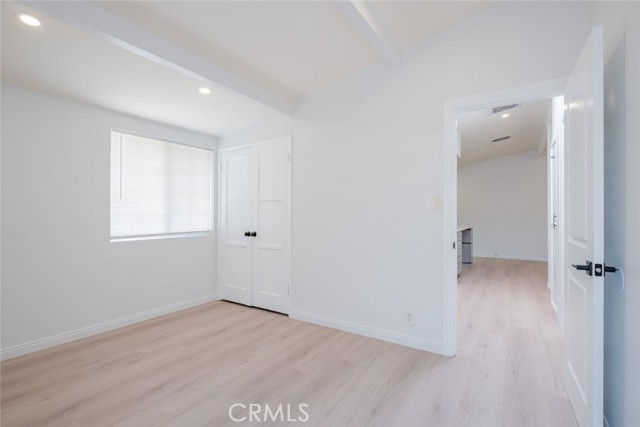 7865 Cantaloupe Avenue, Panorama City CA: https://media.crmls.org/medias/e511e26f-4c2c-46c7-b548-9657a204fcb3.jpg