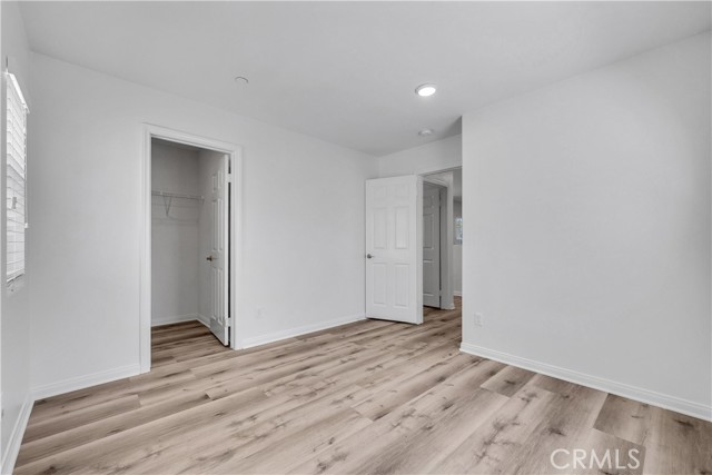 5855 Silveira Street, Eastvale CA: https://media.crmls.org/medias/e5122190-bc8a-4968-bbe6-9be59b033f95.jpg