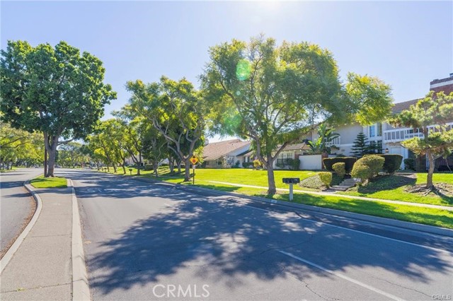 Detail Gallery Image 34 of 40 For 13 W Yale, Irvine,  CA 92604 - 3 Beds | 2/1 Baths