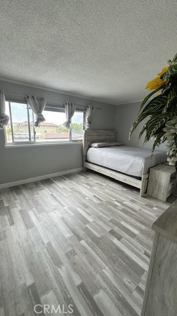https://media.crmls.org/medias/e5124a3b-d257-4c88-ab60-6342e179b0c3.jpg?preset=X-Large