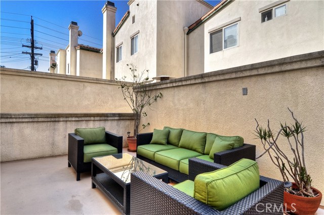 3919 242nd Street, Torrance, California 90505, 3 Bedrooms Bedrooms, ,3 BathroomsBathrooms,Residential,Sold,242nd,OC17052183