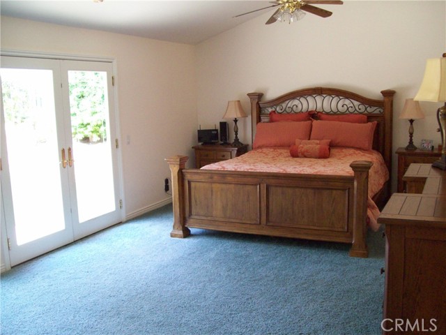 13784 Gunsmoke Road photo 16
