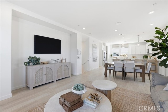 Detail Gallery Image 10 of 30 For 11418 Wildflower Ln, El Monte,  CA 91731 - 4 Beds | 3/1 Baths