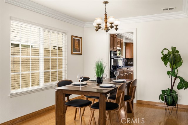 2545 E Lark Ellen Lane, Anaheim CA: https://media.crmls.org/medias/e5147b3c-b5b6-4c31-9447-babca4888133.jpg