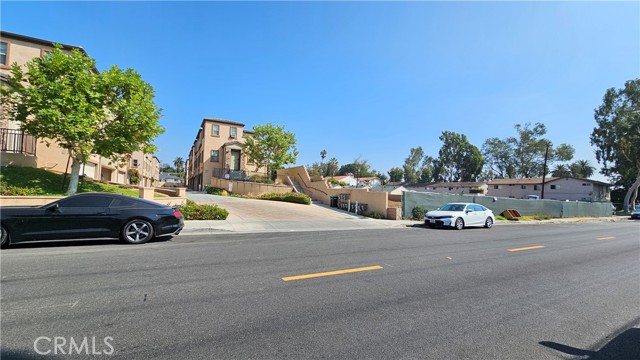Image 6 of 7 For 320 -330 Monte Vista