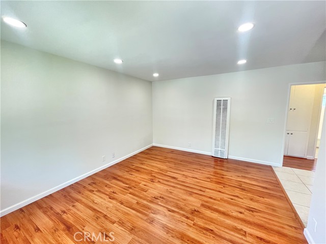 Detail Gallery Image 3 of 12 For 3123 Foothill Bld #08,  La Crescenta,  CA 91214 - 1 Beds | 1 Baths