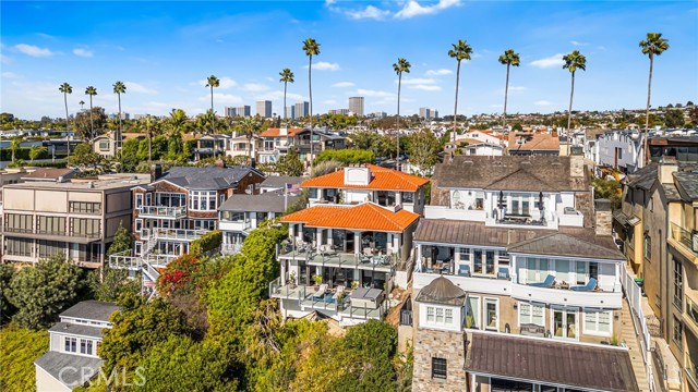 Detail Gallery Image 62 of 66 For 2301 Pacific Dr, Corona Del Mar,  CA 92625 - 4 Beds | 3/1 Baths