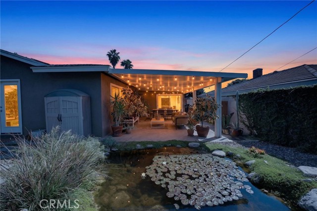 1463 Clock Ave, Redlands CA: https://media.crmls.org/medias/e519715f-b76b-4cd5-bbcf-55ad6a499e0b.jpg