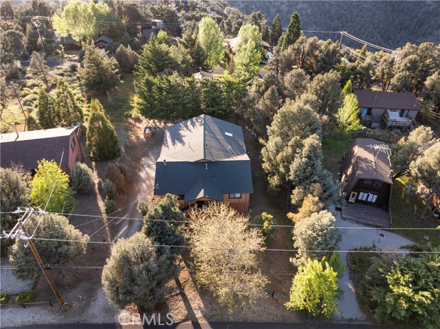 Detail Gallery Image 5 of 40 For 2513 Arbor Dr, –,  CA 93225 - 3 Beds | 3 Baths