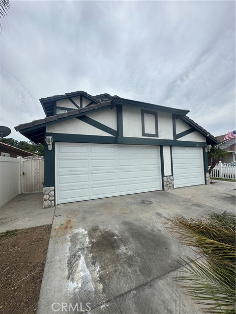 461 Camino Los Gallos, Perris CA: https://media.crmls.org/medias/e51a8556-e333-42c6-8f4d-7a9b1dc12c5b.jpg