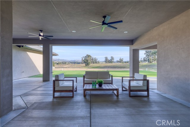 Detail Gallery Image 5 of 44 For 155 Vista Montana, Arroyo Grande,  CA 93420 - 5 Beds | 3/2 Baths