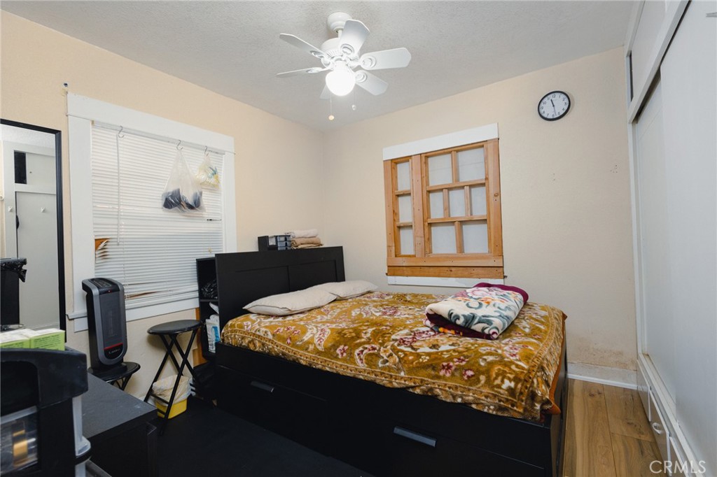 4284 Dwight - photo 18