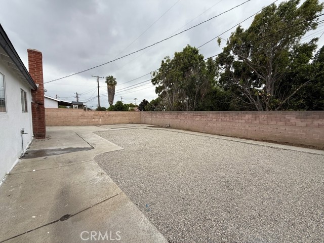 828 Ellen Street, Colton CA: https://media.crmls.org/medias/e51c94b0-d9db-429d-a474-bf99972474ec.jpg
