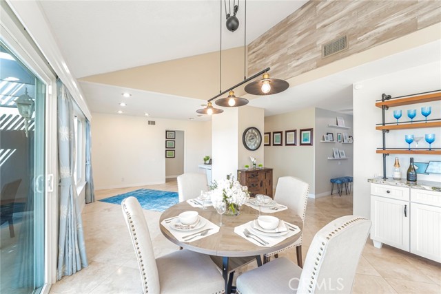 Detail Gallery Image 6 of 46 For 26041 Avenida Bonachon, Mission Viejo,  CA 92691 - 4 Beds | 2 Baths