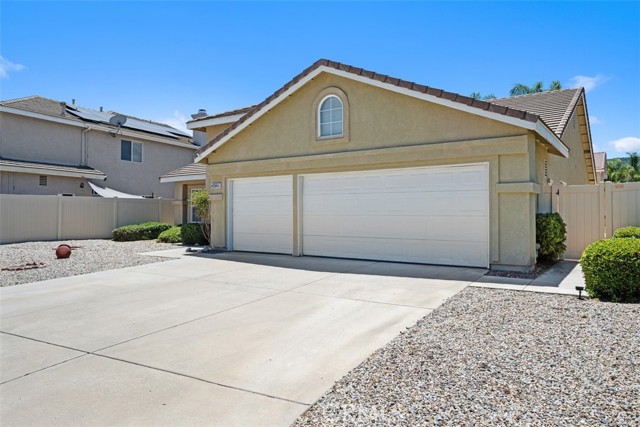 24329 Corte Aldalano, Murrieta CA: https://media.crmls.org/medias/e51ccdc4-cda6-4a34-aa1b-35aed5766fec.jpg