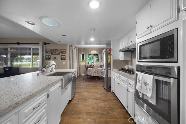 Detail Gallery Image 19 of 40 For 705 Bermuda St, Bakersfield,  CA 93309 - 2 Beds | 2 Baths