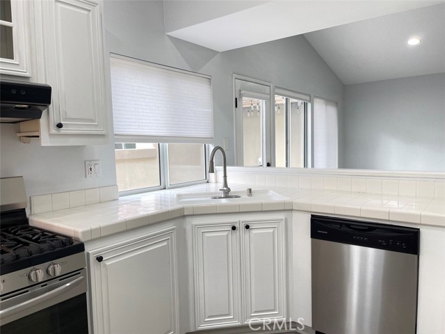 Detail Gallery Image 11 of 22 For 26497 Verdugo, Mission Viejo,  CA 92692 - 2 Beds | 2 Baths