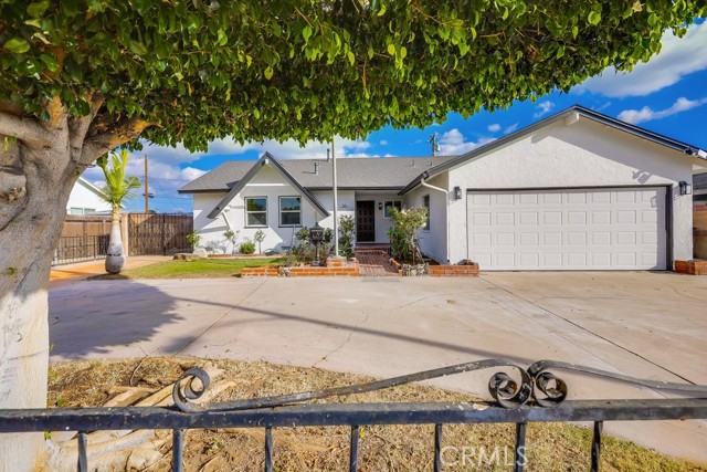 Detail Gallery Image 1 of 20 For 318 Stardust Dr, Placentia,  CA 92870 - 3 Beds | 2 Baths