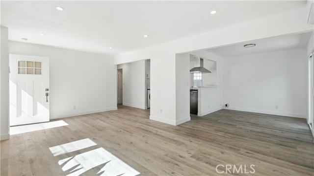 Detail Gallery Image 3 of 24 For 3659 W 110th St, Inglewood,  CA 90303 - – Beds | – Baths