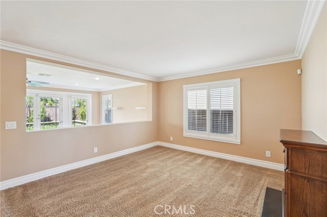 Detail Gallery Image 5 of 51 For 2582 Hudson Ave, Corona,  CA 92881 - 5 Beds | 2/1 Baths