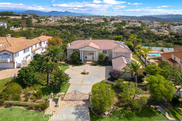 Detail Gallery Image 15 of 74 For 2828 Water Course Dr, Diamond Bar,  CA 91765 - 6 Beds | 6/2 Baths