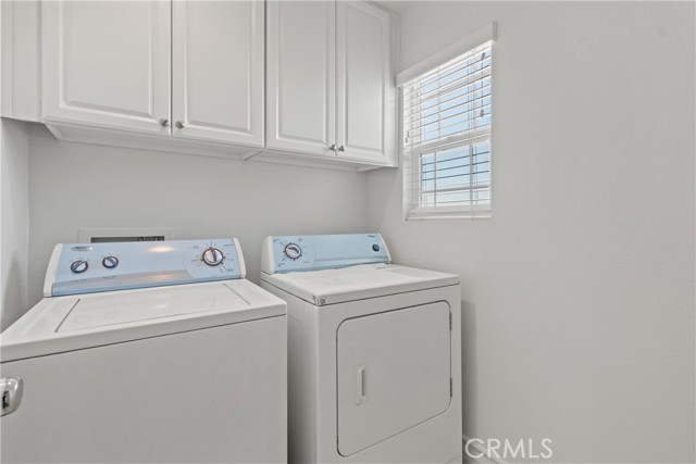 37707 Tamarind Court, Palmdale CA: https://media.crmls.org/medias/e5222c36-a140-46e8-ac5b-5101df4bff46.jpg