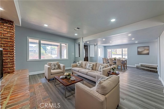 Detail Gallery Image 7 of 39 For 5334 S Victoria Ave, Los Angeles,  CA 90043 - 4 Beds | 3 Baths