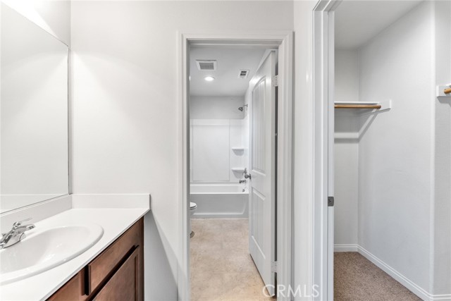 Image 32 of 59 For 11150 Duran  